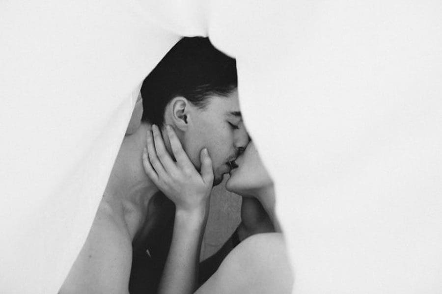 Esta fotógrafa capta de gran manera íntimos momentos de parejas enamoradas 15