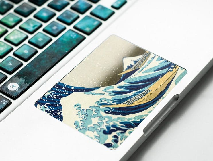 Con estos stickers podrás convertir tu laptop en una obra de arte 7