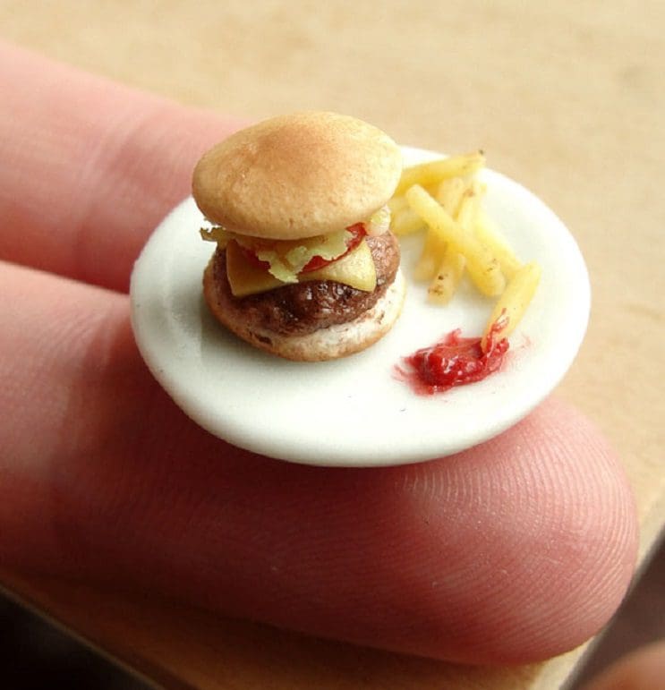 Estas esculturas de comida en miniatura hechas de arcilla les despertarán el apetito 02