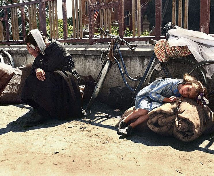 Sorprendentes fotografías de refugiados europeos en Siria, la historia se repite 06