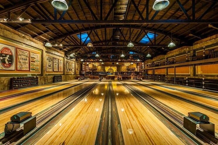 Este bowling te parecerá el más lujoso que has visto en tu vida 5