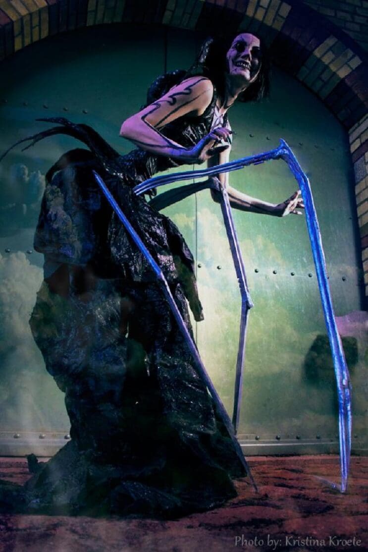 La cosplayer más aterradora del mundo basada en la película Coraline 05