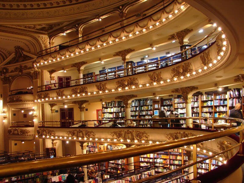 La librería más bella del mundo situada en un antiguo teatro de Argentina 05
