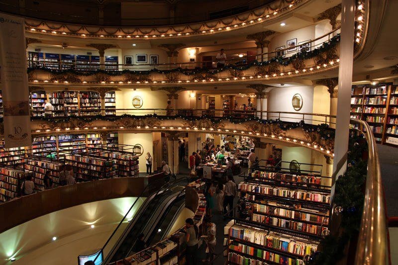 La librería más bella del mundo situada en un antiguo teatro de Argentina 10