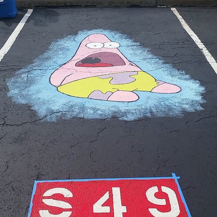 Colegio estacionamiento arte 6