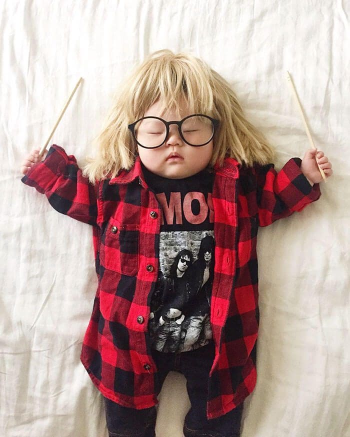 Esta bebé se ha convertido en toda una modelo de Instagram entre siesta y siesta garth