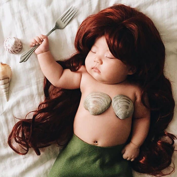 Esta bebé se ha convertido en toda una modelo de Instagram entre siesta y siesta sirenita