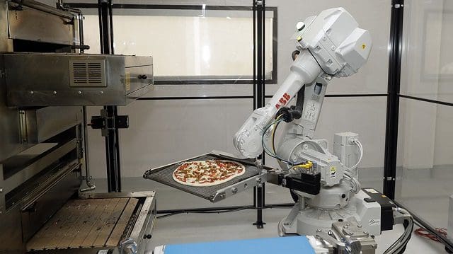 con-este-vehiculo-las-pizzas-llegaran-recien-salidas-del-horno-robot-33