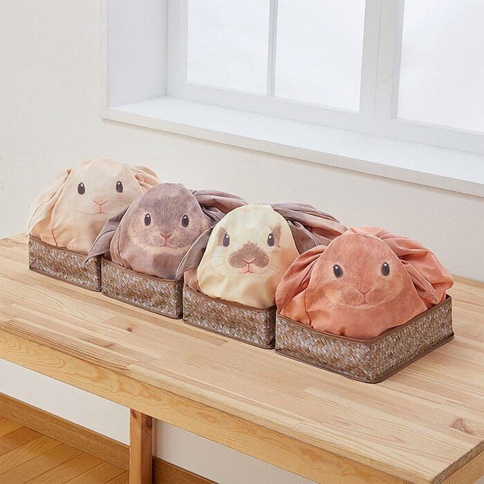 Estas bolsas se convierten con todo lo que guardes en ellas en conejos 07