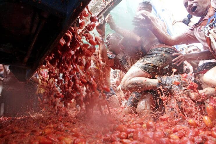 La Tomatina la pelea de comida más grande del mundo 07