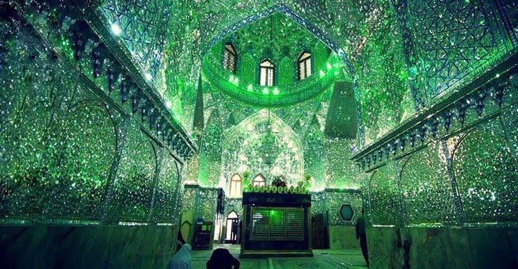 el-interior-de-esta-mezquita-en-iran-le-da-otro-significado-a-la-belleza