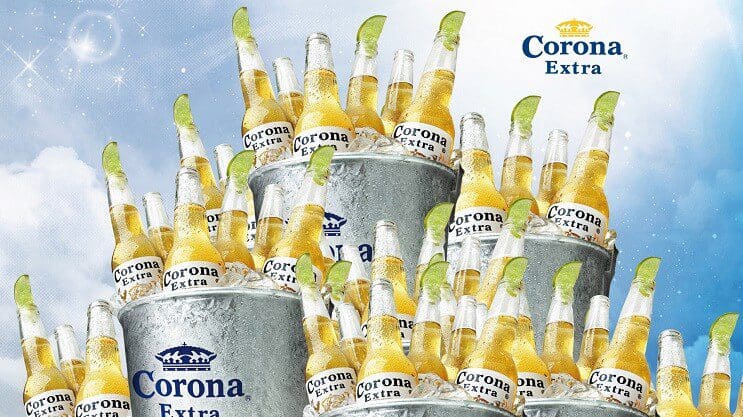 dueno-de-cerveza-corona-convierte-a-todos-los-de-su-pueblo-en-millonarios-producto