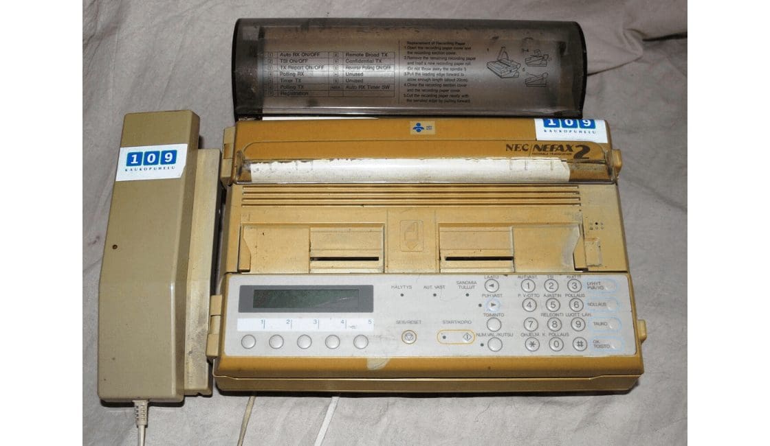 objeto tecnológico antiguo El Fax