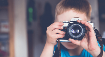 Los tips para saber cómo enseñar fotografía a niños
