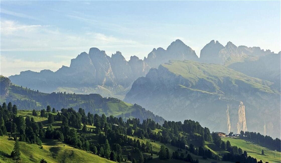 Imágenes de paisajes reales de los Montes Dolomitas 