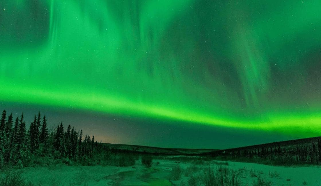 Paisajes hermosos con un cielo iluminado Paisajes hermosos en Alaska