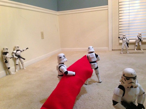 los stormtroopers en la llegada de navidad