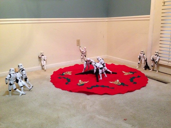 mira la época de navidad de los stormtroopers