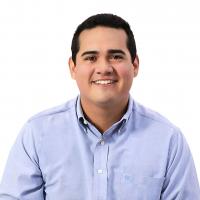 Alejandro  Fernandez